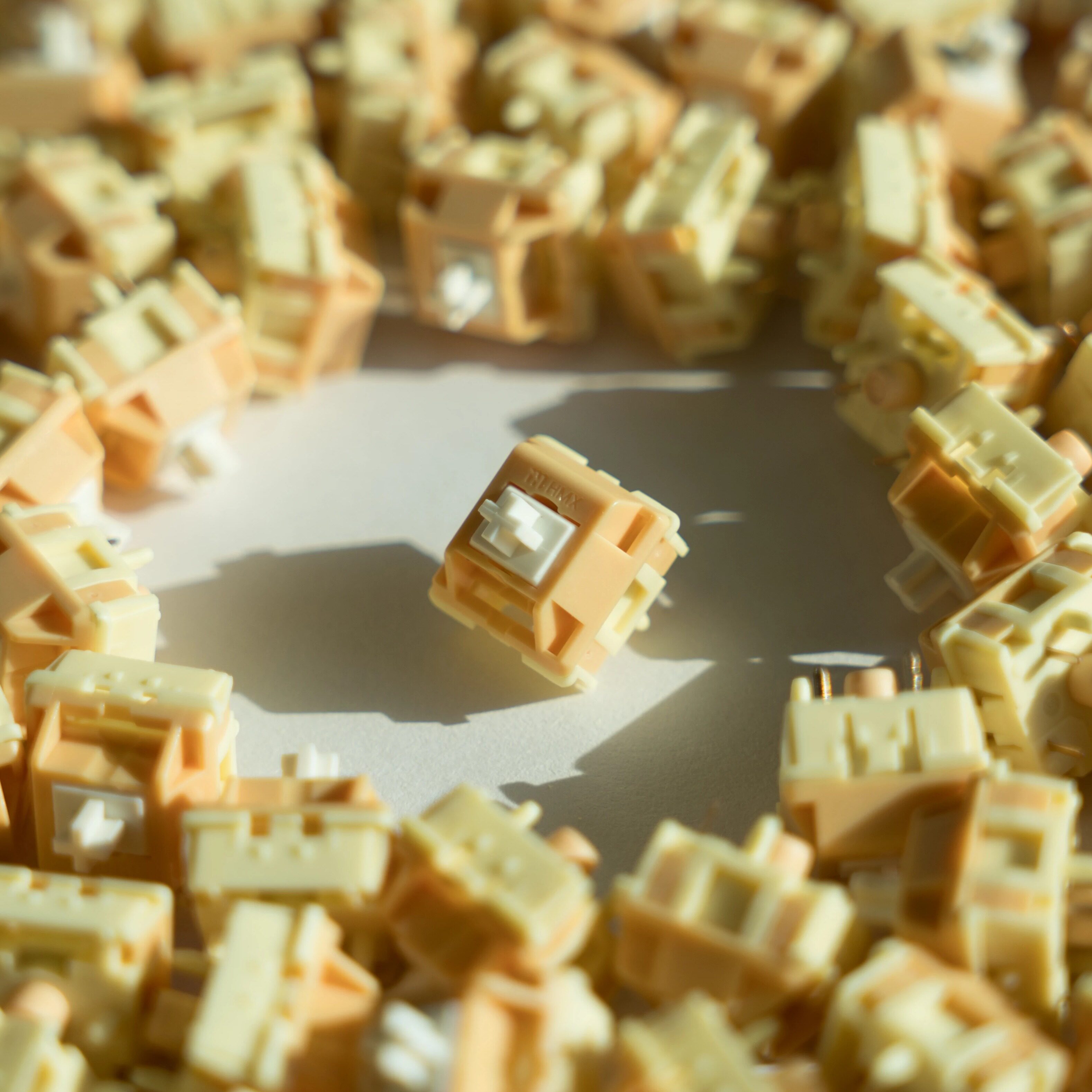 Keyboard Lube Kit - Egg Yolk Pastry Switch Lineaire Vooraf